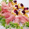 芹なずな's cooksnap of when they made カイワレ・クリームチーズの生ハム巻き.