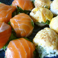 みちょまま's cooksnap of when they made ちらし寿司の素で手抜き手鞠寿司.