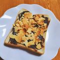 motomi♪'s cooksnap of when they made ざくざく♬チョコポテチトースト.