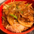 クックQEDNIY☆'s cooksnap of when they made タモリさんの生姜焼きレシピで豚丼.