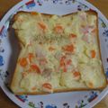 タイヤキくん's cooksnap of when they made 次の朝のお楽しみ♡ポテサラトースト.