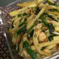 わたげ1212's cooksnap of when they made 新じゃがとニラの炒め物.