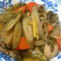 けんちゃんひーちゃん's cooksnap of when they made 春菊が香る　里芋とにんじんの煮物.