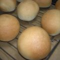 さてぃこはん's cooksnap of when they made 牛乳も卵も入れない♬もっちりパン生地.