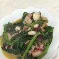LilyLouis's cooksnap of when they made たことほうれん草のにんにく炒め.
