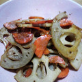 ゴッツッチー's cooksnap of when they made れんこんと人参のきんぴら.