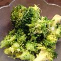 kitchenI's cooksnap of when they made お弁当にブロッコリーの胡麻油かつぶし醤油.