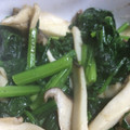 はるはやmama's cooksnap of when they made エリンギとほうれん草のにんにくバター炒め.