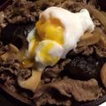 手抜き主婦さっちゃん's cooksnap of when they made きのこ入り牛丼.