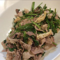 かおりんぱんだ's cooksnap of when they made せりと豚肉の炒め物.