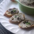 戦うコックサン's cooksnap of when they made 鶏レバーのクロスティーニ.