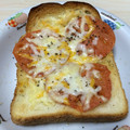 ゆうすけはん's cooksnap of when they made とろとろ～★トマトとチーズのトースト.