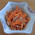 i_yokan's cooksnap of when they made 簡単！人参とツナの和風和え★.