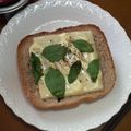 サーフブレイド's cooksnap of when they made ✿あっという間の♪バジルトースト✿.
