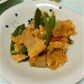 lyennes's cooksnap of when they made 高野豆腐ときぬさやの玉子とじ.
