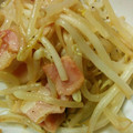 えめっち's cooksnap of when they made 簡単！もやしとベーコン炒め.