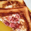 デイル1216's cooksnap of when they made 朝食に！ハムエッグトースト.