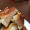 mii9171's cooksnap of when they made ウインナーとチーズの春巻き.