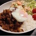 自由形のケロール's cooksnap of when they made 温たまボロネーゼ丼.
