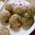 Linlinママ's cooksnap of when they made 水菜飯の…「まんまるむすび」.