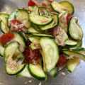 たゆ♪'s cooksnap of when they made 超簡単！トマトとズッキーニのツナサラダ.