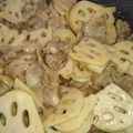 賄いのおばちゃん's cooksnap of when they made ご飯がススム♡豚バラとレンコンの甘酢炒め.