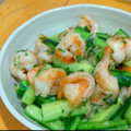 ちーまぐ's cooksnap of when they made 中国人ちのえびときゅうりの塩味炒め.