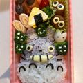 TakaA's cooksnap of when they made キャラ弁*トトロ弁当★.