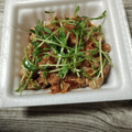 めぐ＊ぴぃ's cooksnap of when they made 毎日の納豆●かつお節＆豆苗添え.