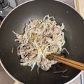 料理下手キョンさん's cooksnap of when they made 材料2つ簡単メイン☆豚コマもやし旨塩炒め.