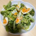 みるく大福's cooksnap of when they made ブロッコリーとゆで卵のオイマヨサラダ.