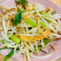 ariyuch's cooksnap of when they made ねぎ&もやし&油揚げのさっぱり♪炒め☆.