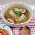 在宅勤務のおじさん's cooksnap of when they made 丸鶏スープ餃子.