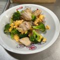 ミアンミアン's cooksnap of when they made ブロッコリーと卵と豚こまの塩炒め.