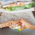 くむちん's cooksnap of when they made ベーコンエッグレタスサンドイッチ.
