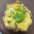 11ume's cooksnap of when they made レンジで洗い物なし！焼鳥缶で親子丼.