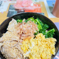 yaojun's cooksnap of when they made 菜の花と豚肉のおかか醤油和え丼弁当.