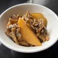のんのんSTELLA's cooksnap of when they made 舞茸とじゃがいものバター醤油.