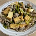ふぅ＆かず's cooksnap of when they made 生揚げと豚肉と小松菜のピリ辛炒め.