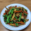 みぃくんのママ's cooksnap of when they made いんげん、人参、しめじの和風炒め.