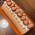 スミレの母's cooksnap of when they made いちごの春色ロールケーキ.