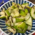 クックE2R3YU☆'s cooksnap of when they made かつお節香るピリ辛塩昆布きゅうり.