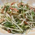 ★なみ☆'s cooksnap of when they made 水菜とカニカマの♪胡麻マヨぽんサラダ.