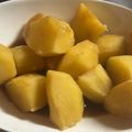 黒猫ルカ's cooksnap of when they made 簡単♪じゃがいもだけの煮物.