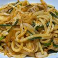 ミニーちゃんこ's cooksnap of when they made キムチが余ったら！豚キムチうどん！.