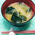 tokotann's cooksnap of when they made 玉ねぎとわかめのお味噌汁.
