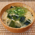 あーこ姐's cooksnap of when they made 簡単♡えのきとわかめのお味噌汁.