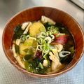 azbjbn's cooksnap of when they made さつま芋とワカメ・うすあげのお味噌汁❤.