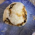 ★ゴンぎつね★'s cooksnap of when they made 昆布（塩や佃煮）と鰹節の二刀流おにぎり.