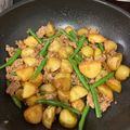 ようたん５１５'s cooksnap of when they made 新じゃがとひき肉の甘辛炒め.